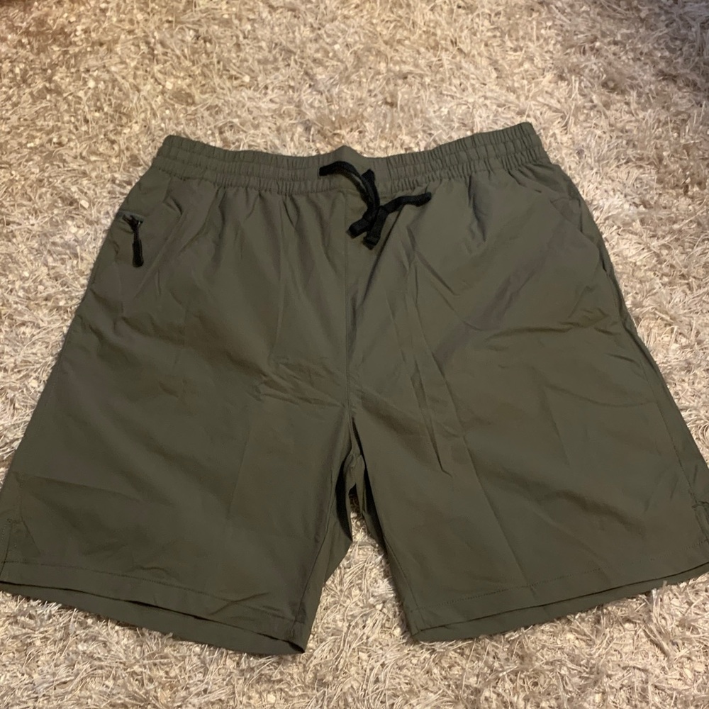 Men's Olive Green Swim trunks size M NWT